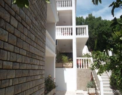 Guest House 4M Gregović, private accommodation in city Petrovac, Montenegro - 100-0664 269